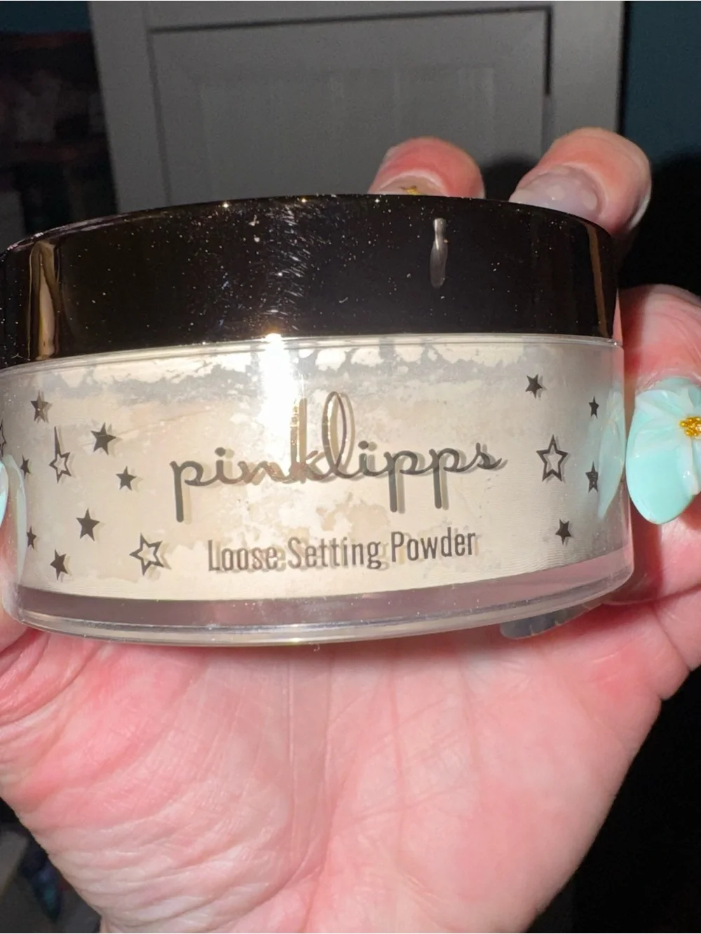Loose setting powder